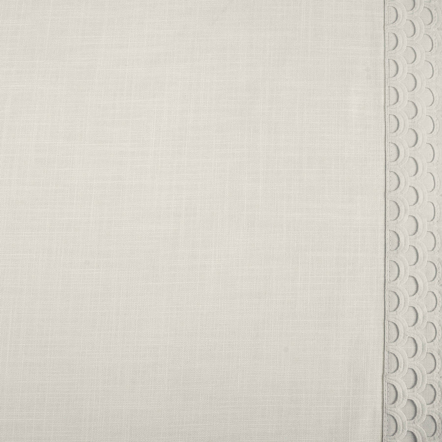 Scalloped White Bordered Modern Hampton Textured Cotton Swatch